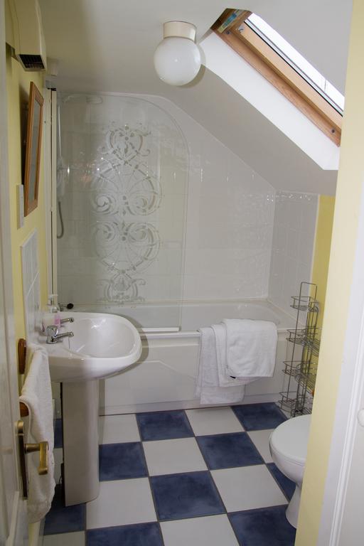 Arasain Bhalor Apartment